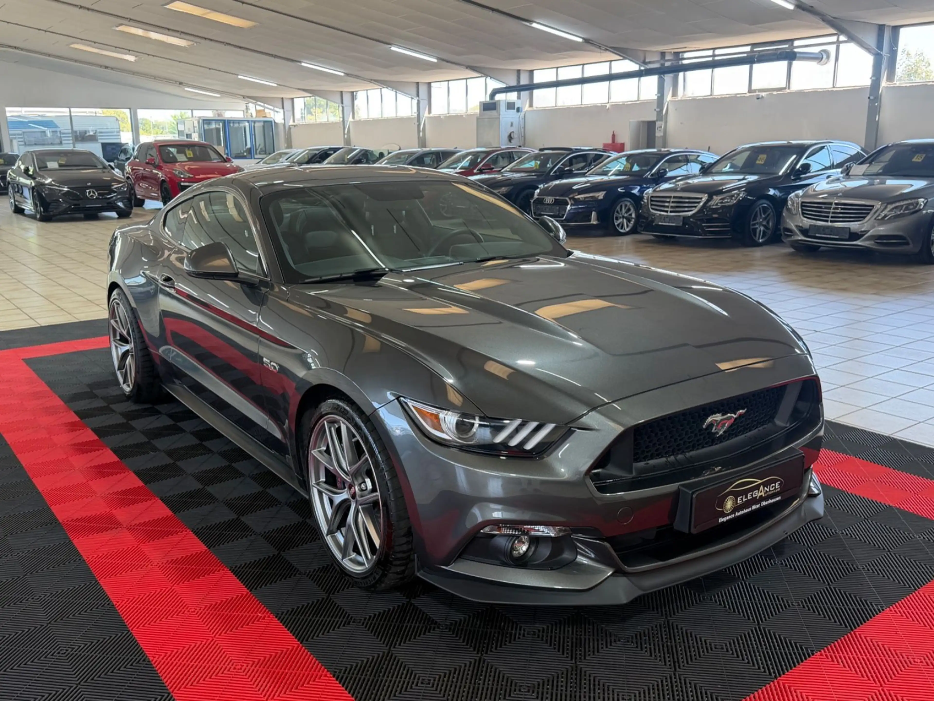 Ford Mustang GT Fastback — photo 5