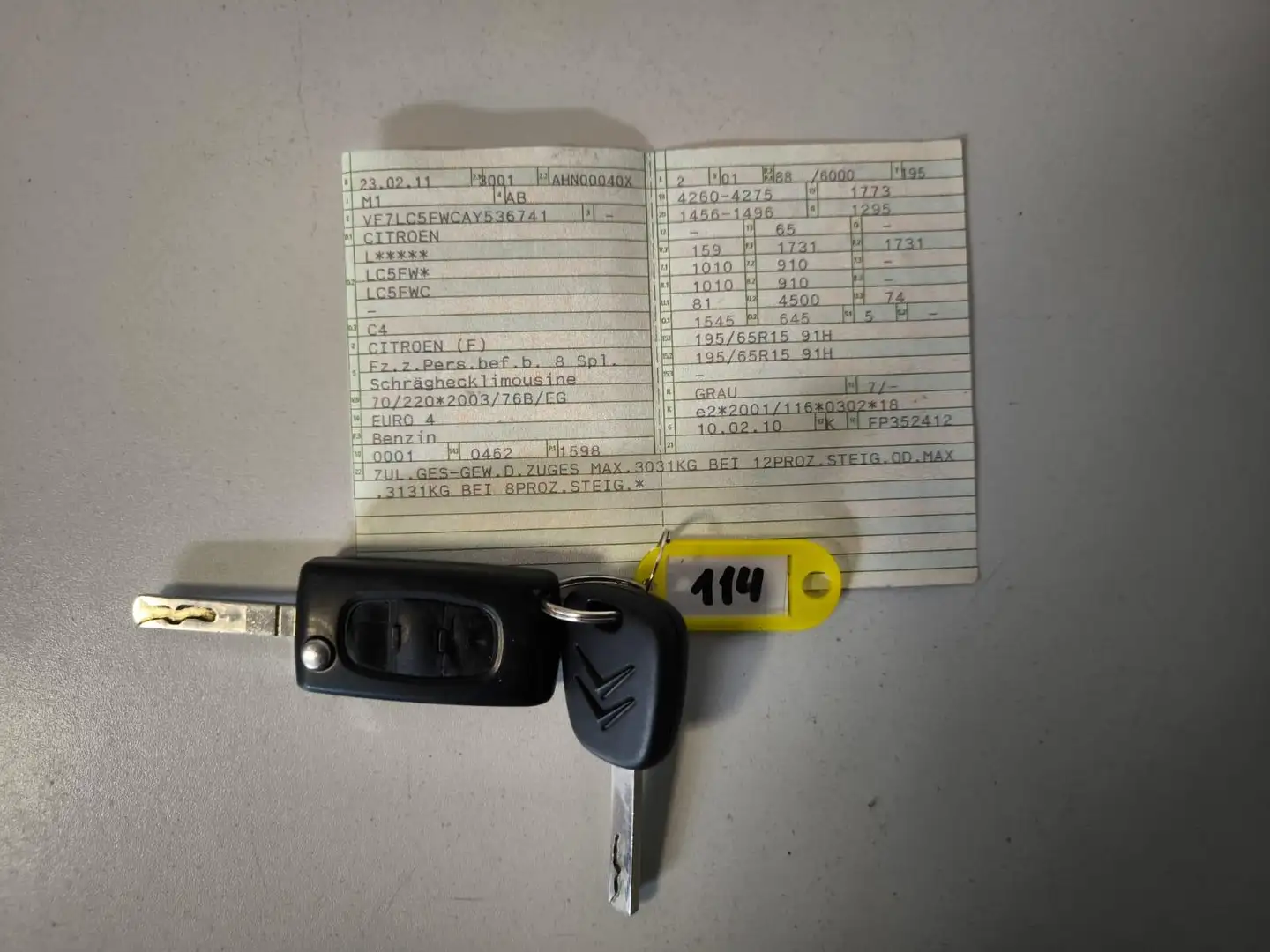 Citroen C4 Tonic 1.6 16V Grau - 2