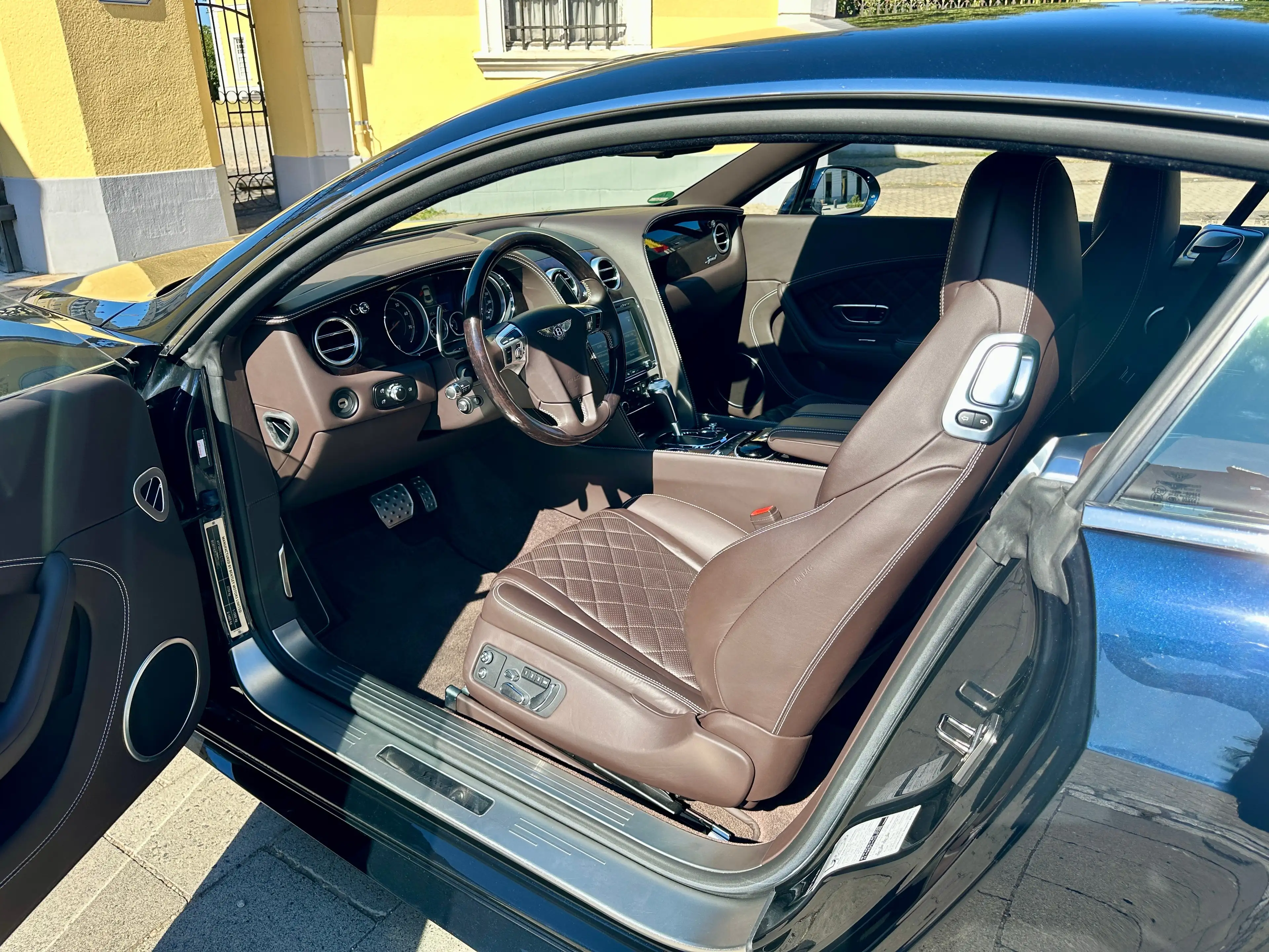 Bentley Continental Continental GT Speed — photo 12