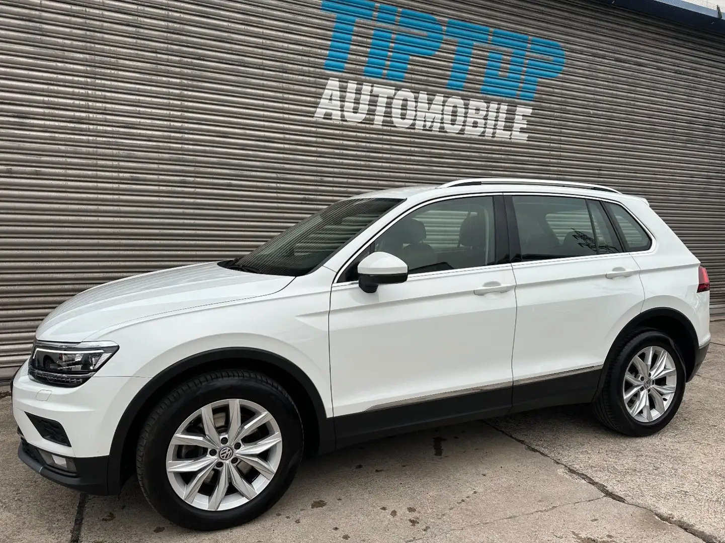 Volkswagen Tiguan Highline BMT4Motion*AHK*LED*NAVI*VIRTUAL* Weiß - 1