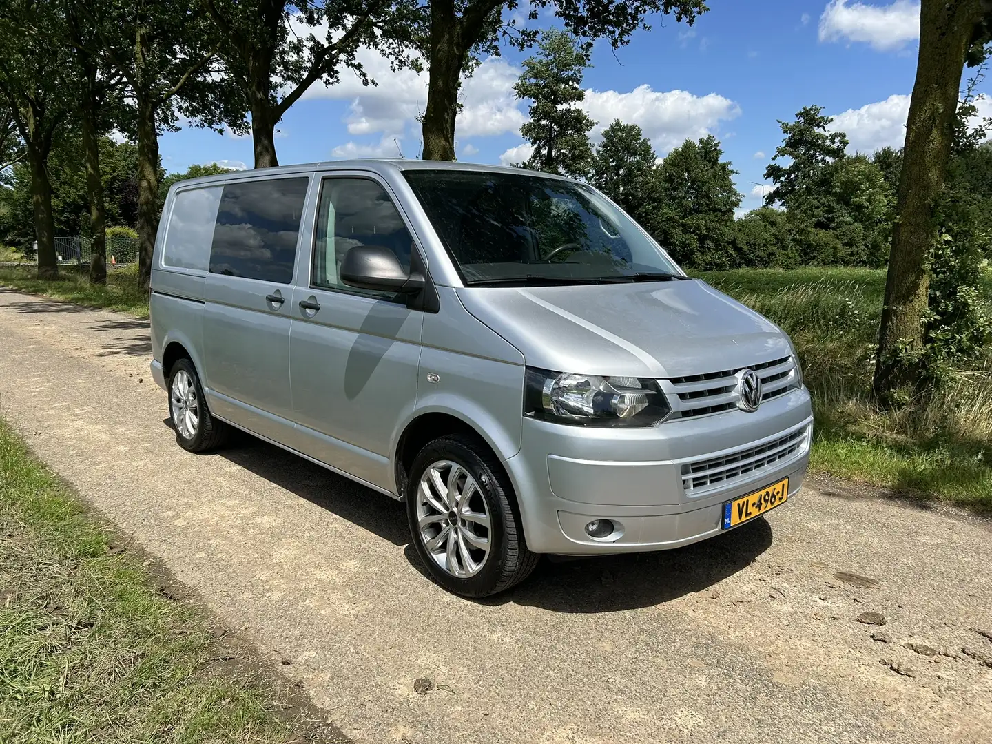Volkswagen Transporter Transporter 2.0 TDI L1H1 Bud. DC - 2