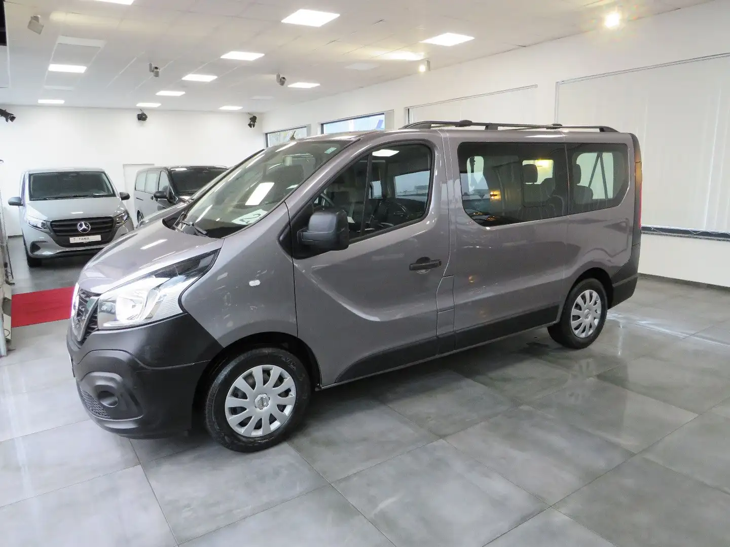 Nissan NV300 COMFORT * 9-SITZER + KLIMA * Grau - 1