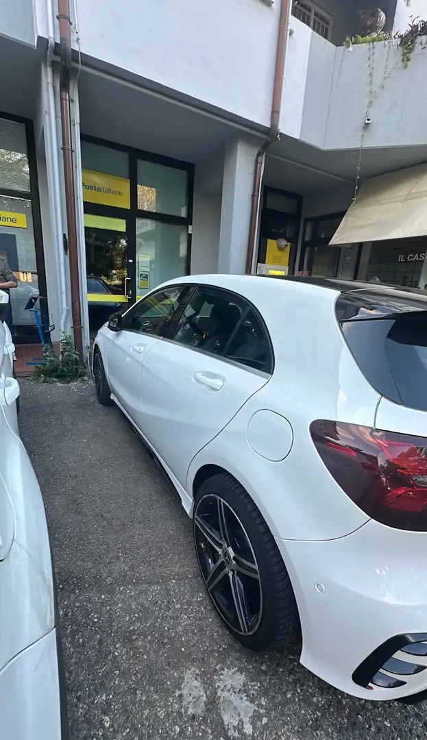 Mercedes-Benz 180 Sport - 2