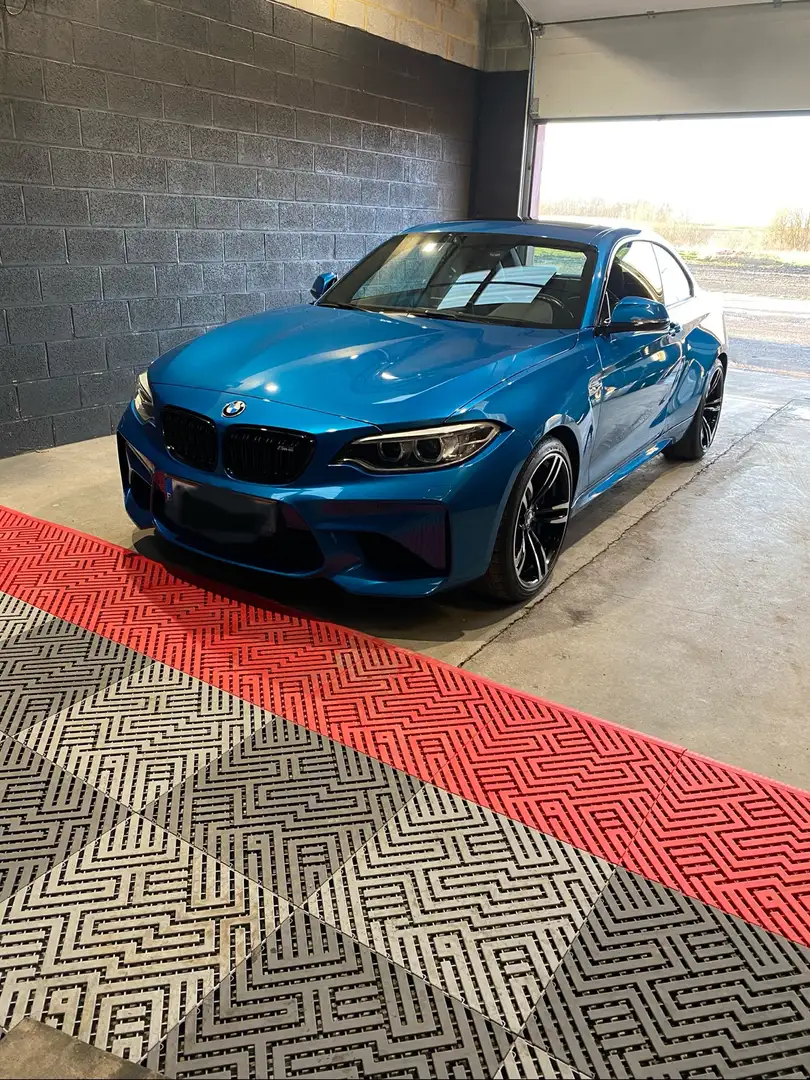 BMW M2 dans un excellent état. Traitement Céramique Bleu - 1