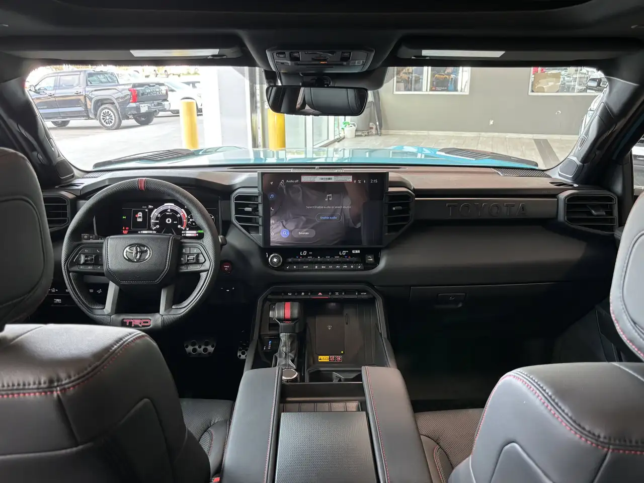 Toyota Tundra снимка Toyota Tundra