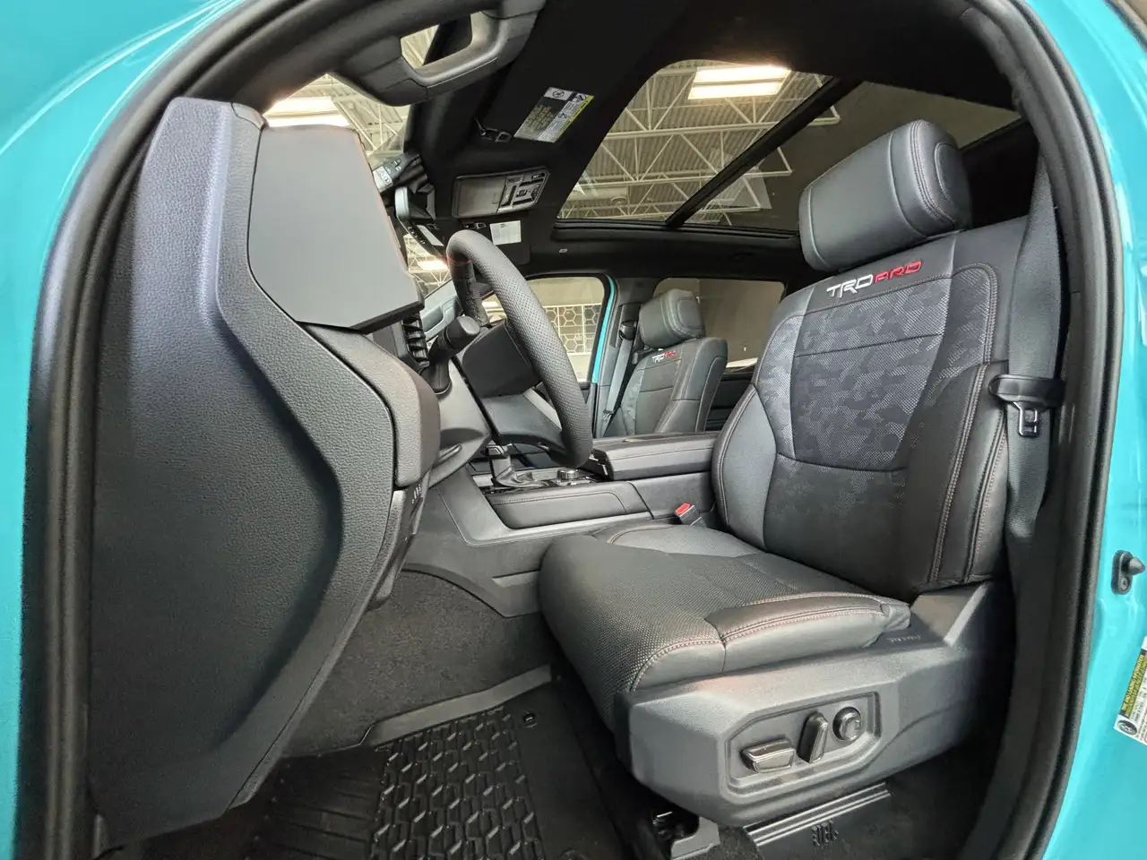 Toyota Tundra снимка Toyota Tundra