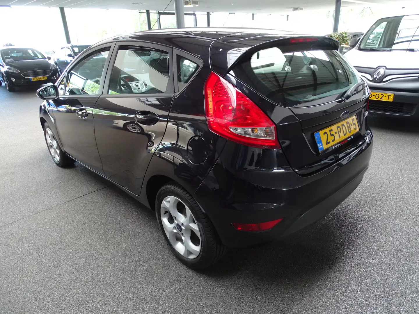 Ford Fiesta 1.25 Limited zeer netjes Zwart - 2