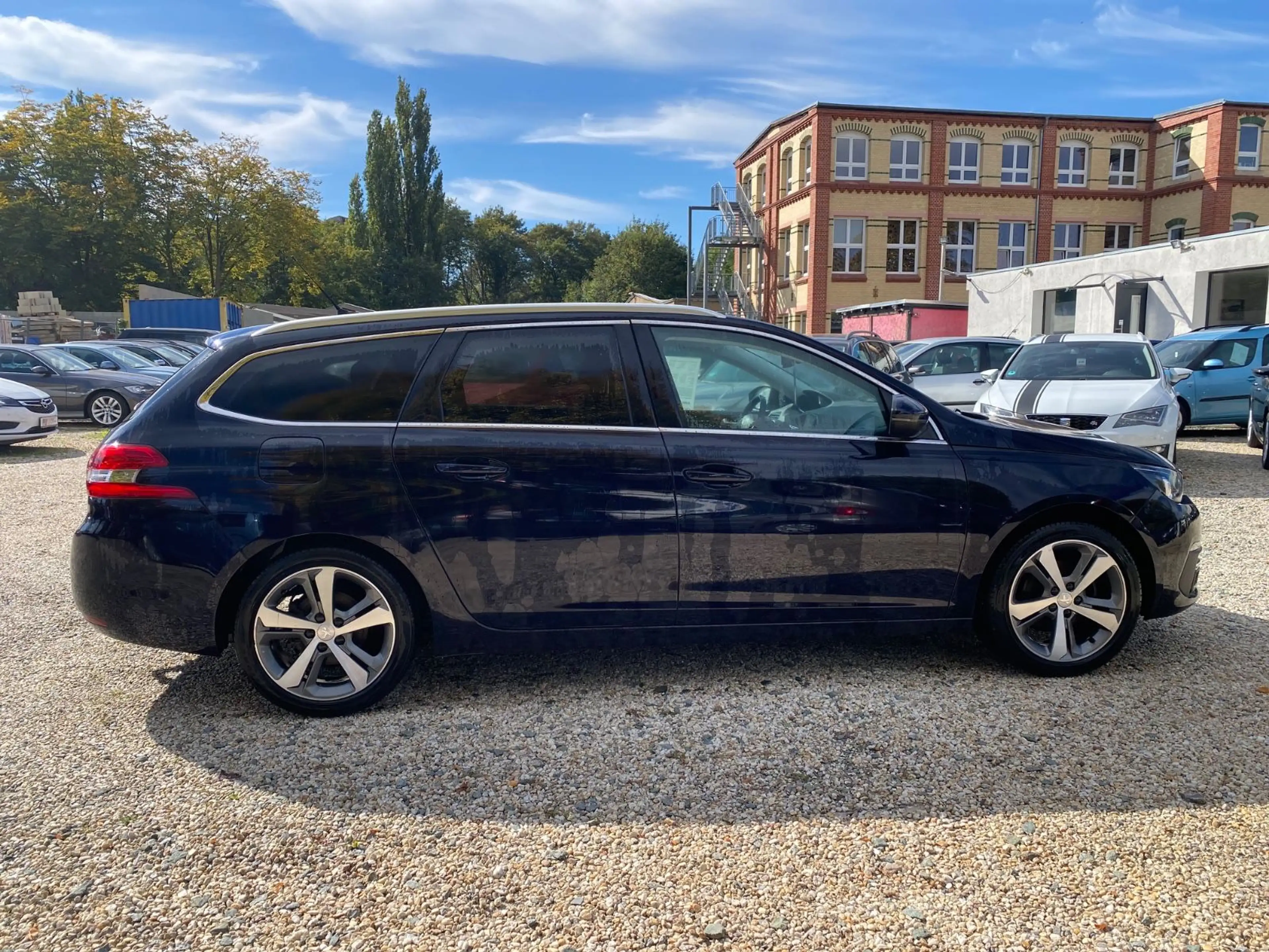 Peugeot 308 PureTech 130 Allure SW Klimatronik AHK — photo 9