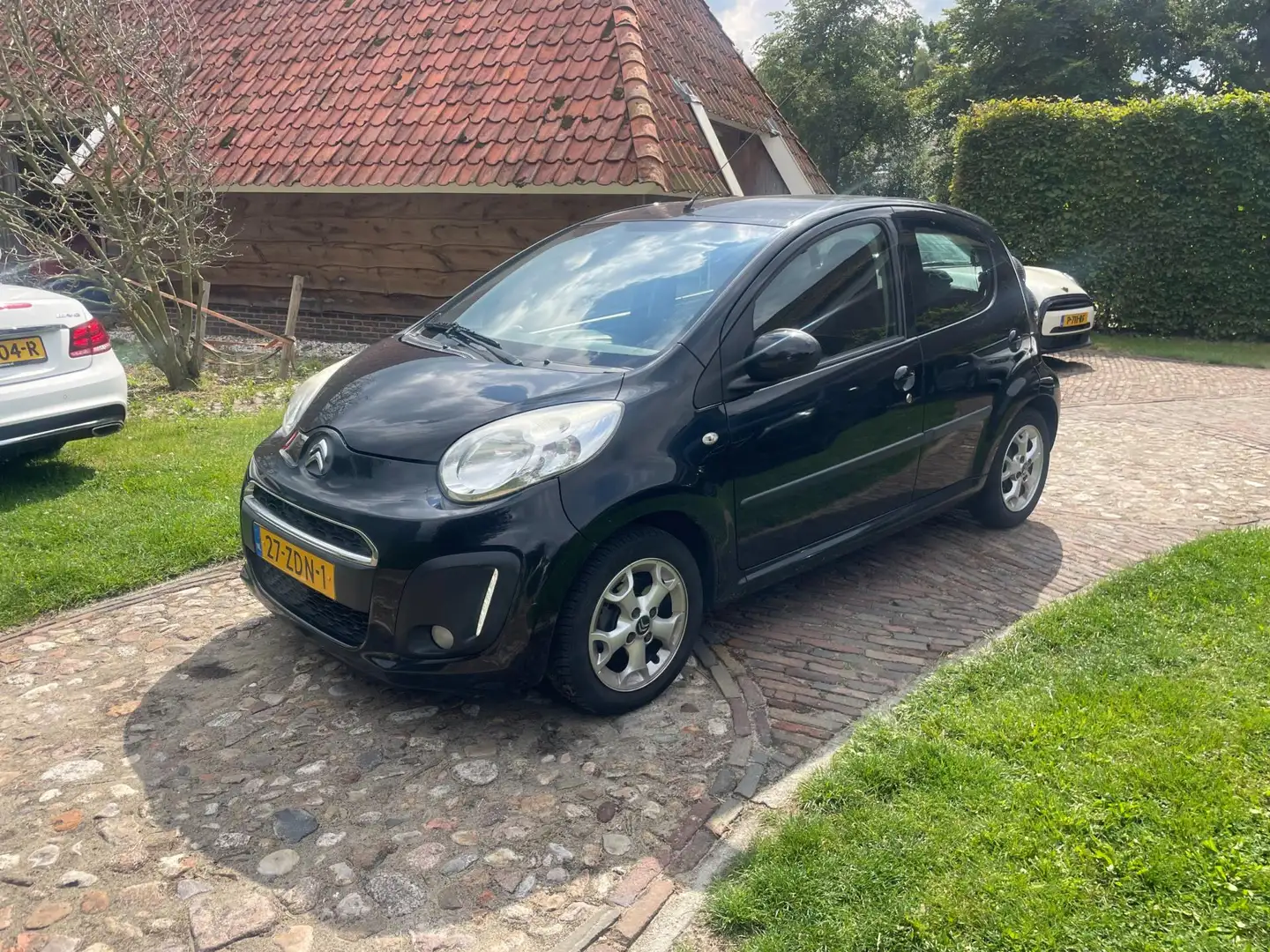 Citroen C1 1.0 Exclusive-Airco-LMV- Zwart - 1