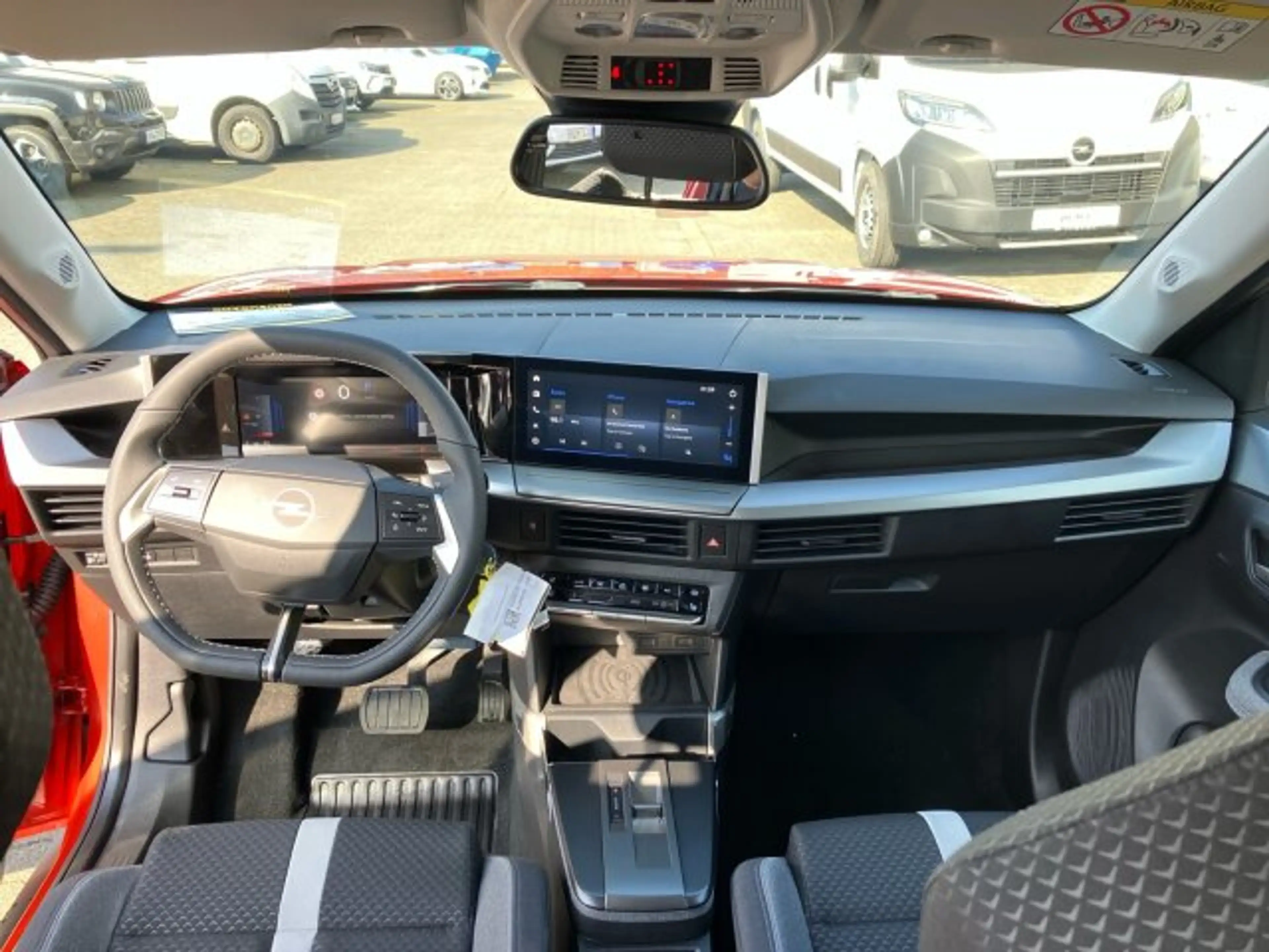 Opel Frontera Frontera 1.2 MHEV GS 7 Sitzer +FSH+LHZ+RFK+ — photo 9