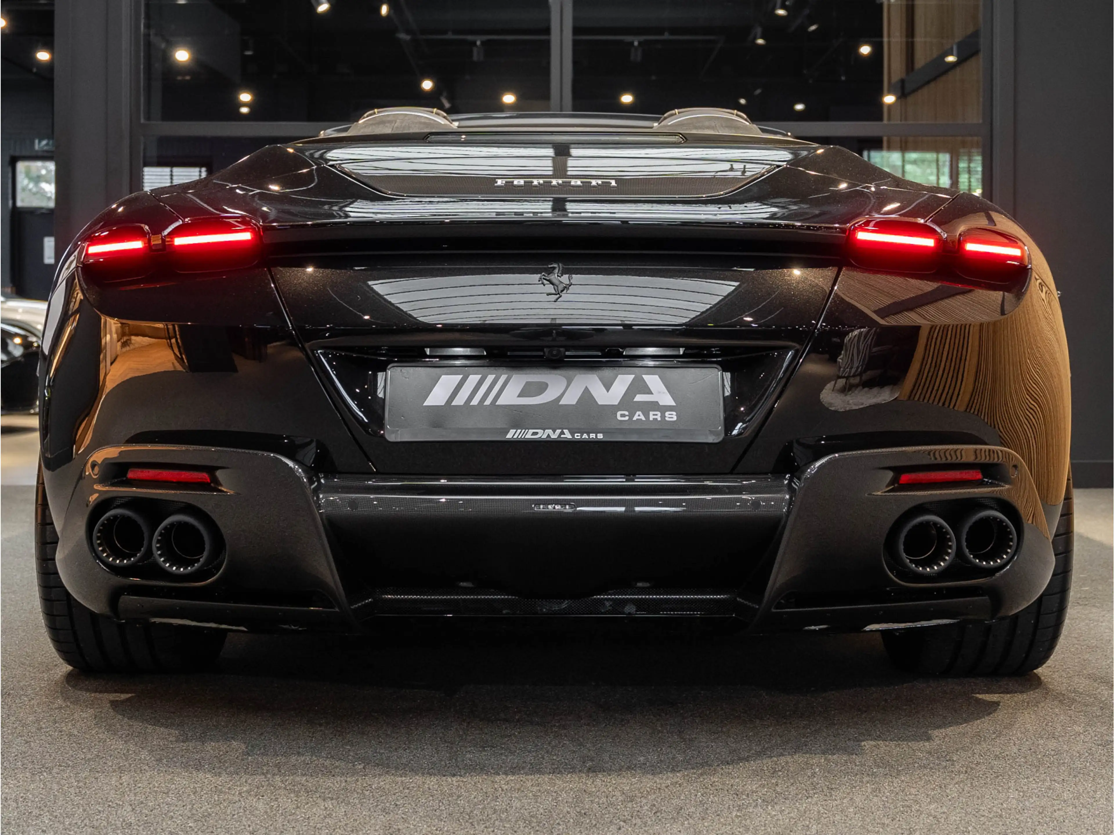Ferrari Roma Spider V8 Full Carbon ADAS Roma Spider 3.9 V8 Carp — photo 4