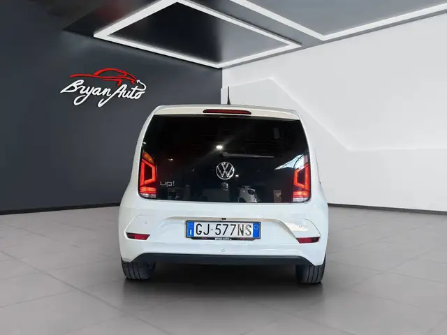Volkswagen Up! view 3