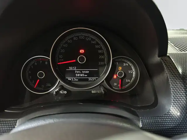 Volkswagen Up! view 8