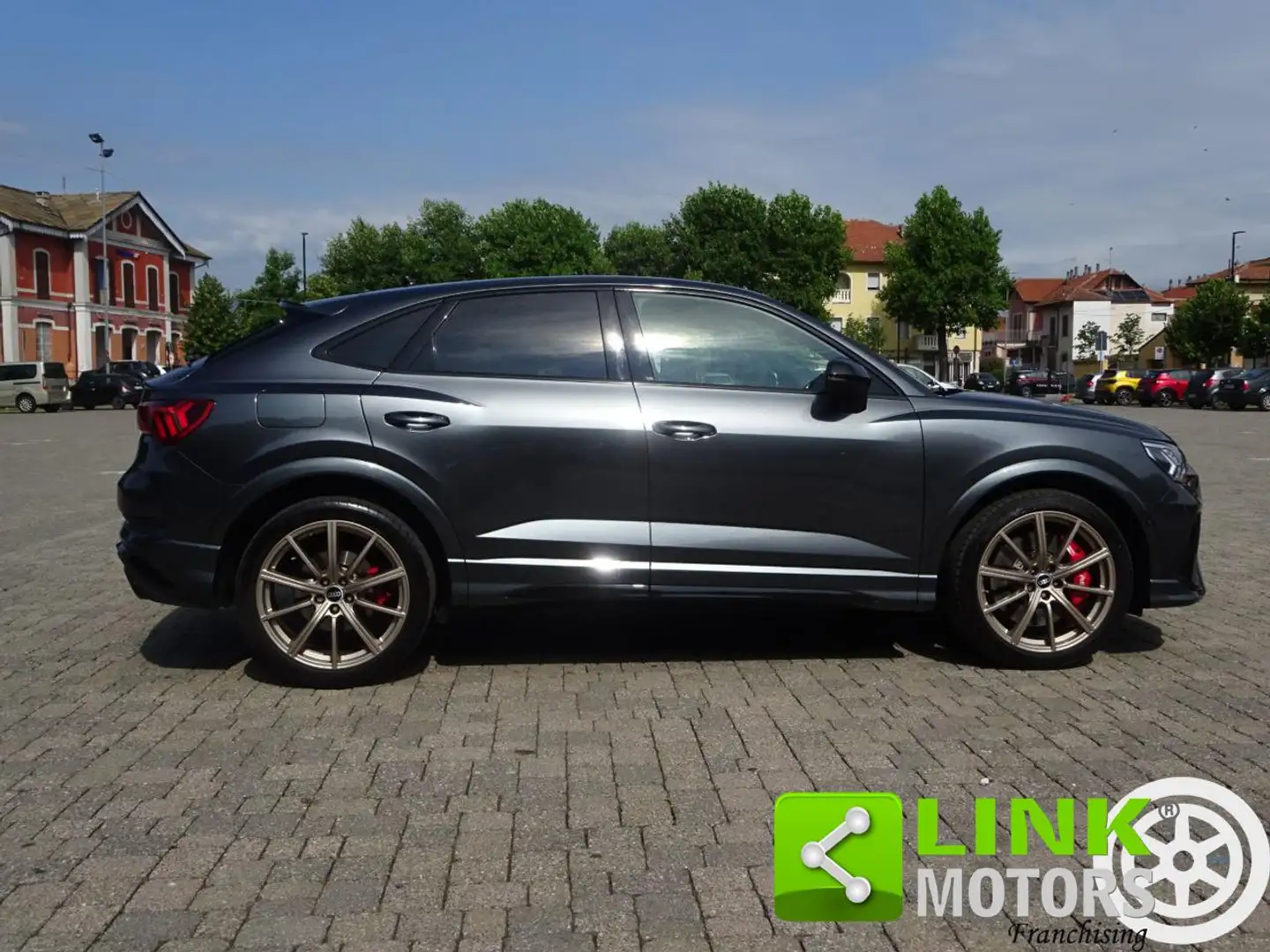 Audi RS Q3 SPB quattro S tronic 400 CV Matrix Grau - 2