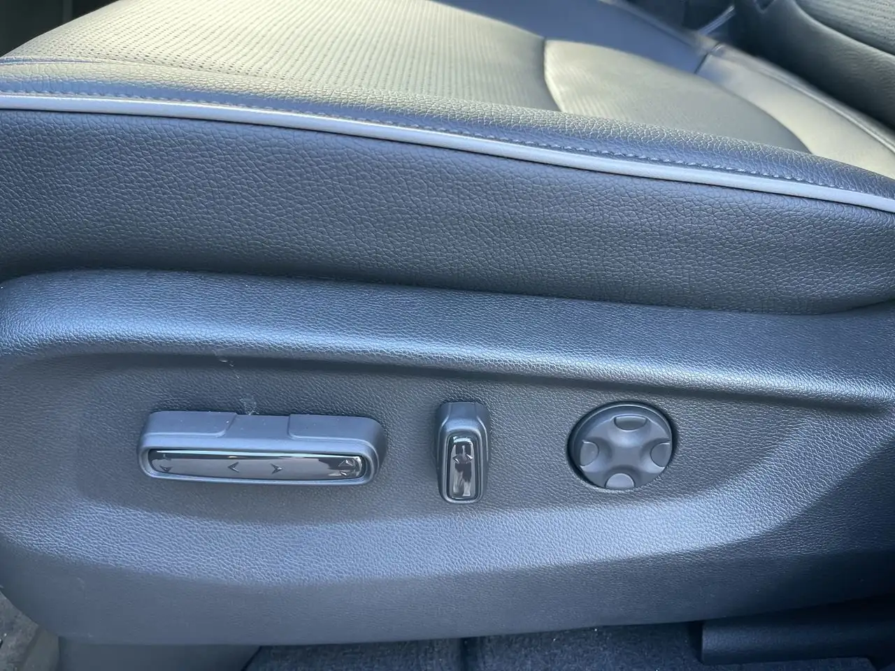 Honda Odyssey снимка Honda Odyssey