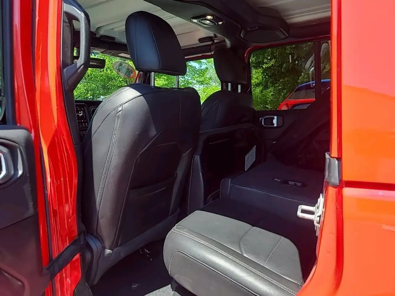 Jeep Wrangler снимка Jeep Wrangler