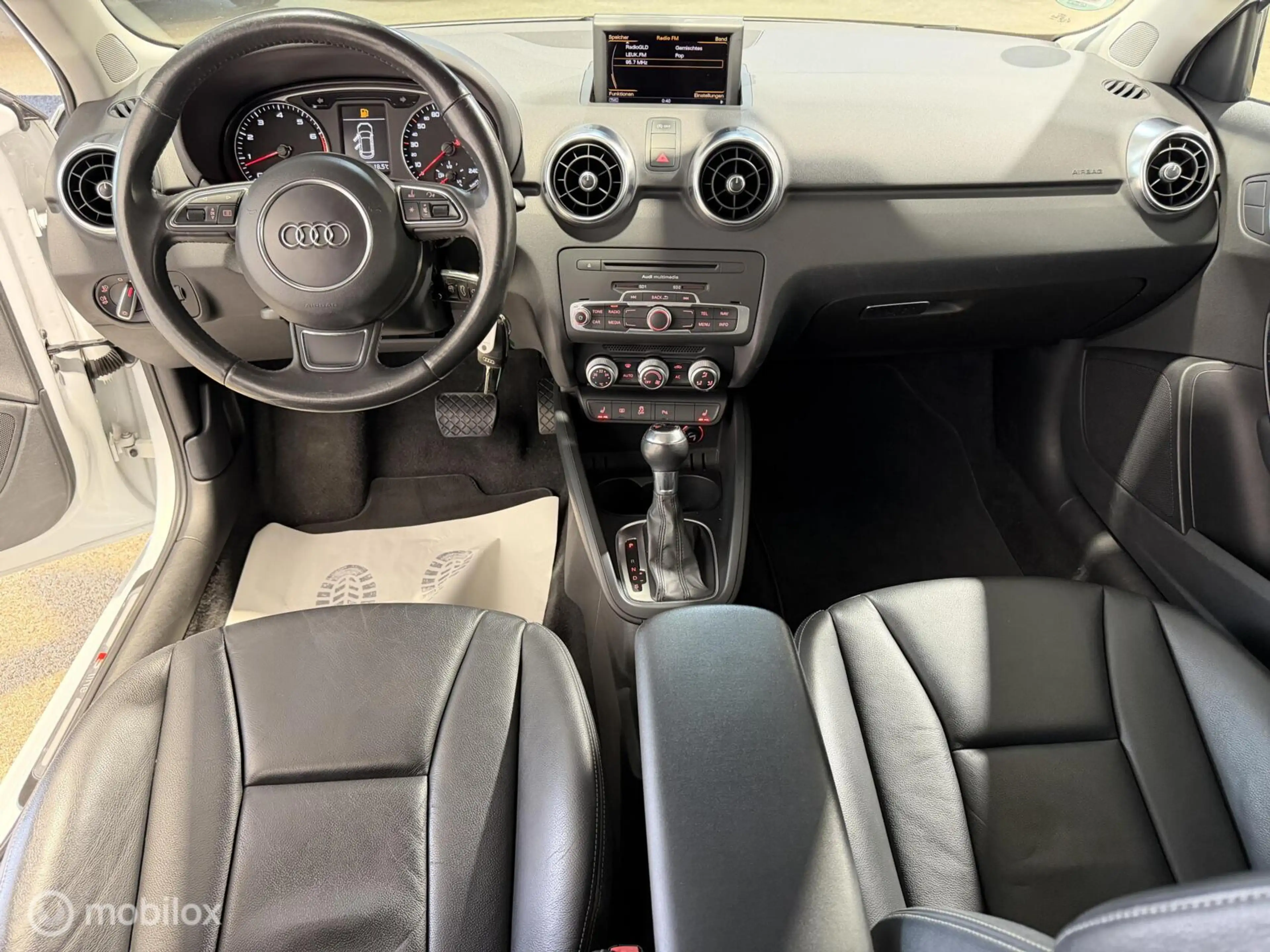 Audi A1 Sportback 1.4 TFSI Pro Line S AUT/CLIMA/LEDER/PDC — photo 8
