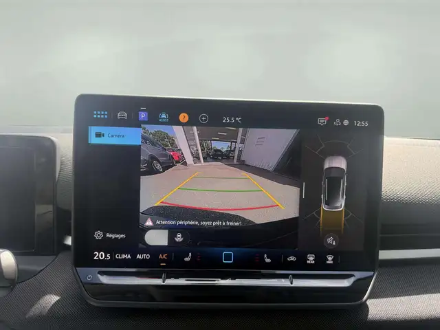 Volkswagen T-Roc view 24