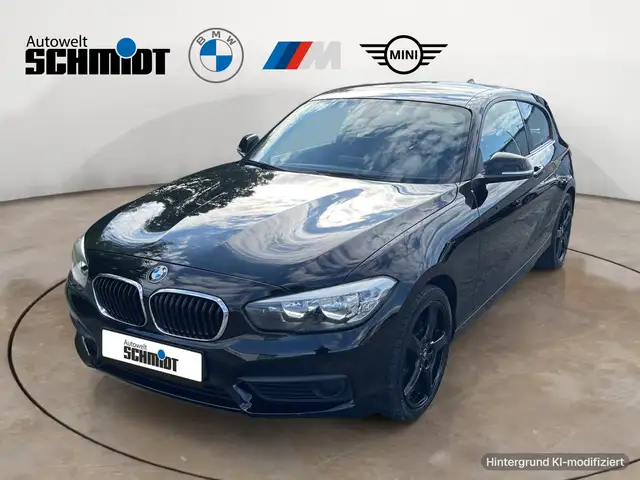 BMW 1 Series view 2