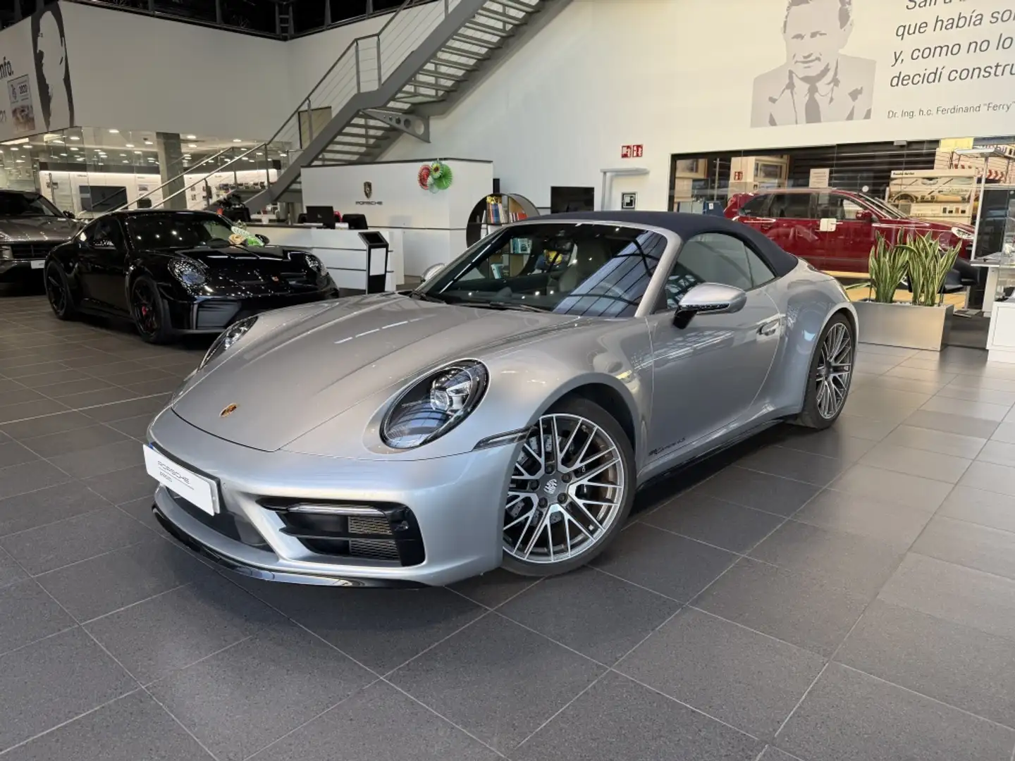 Porsche 992 Carrera 4S Cabriolet PDK Silber - 1