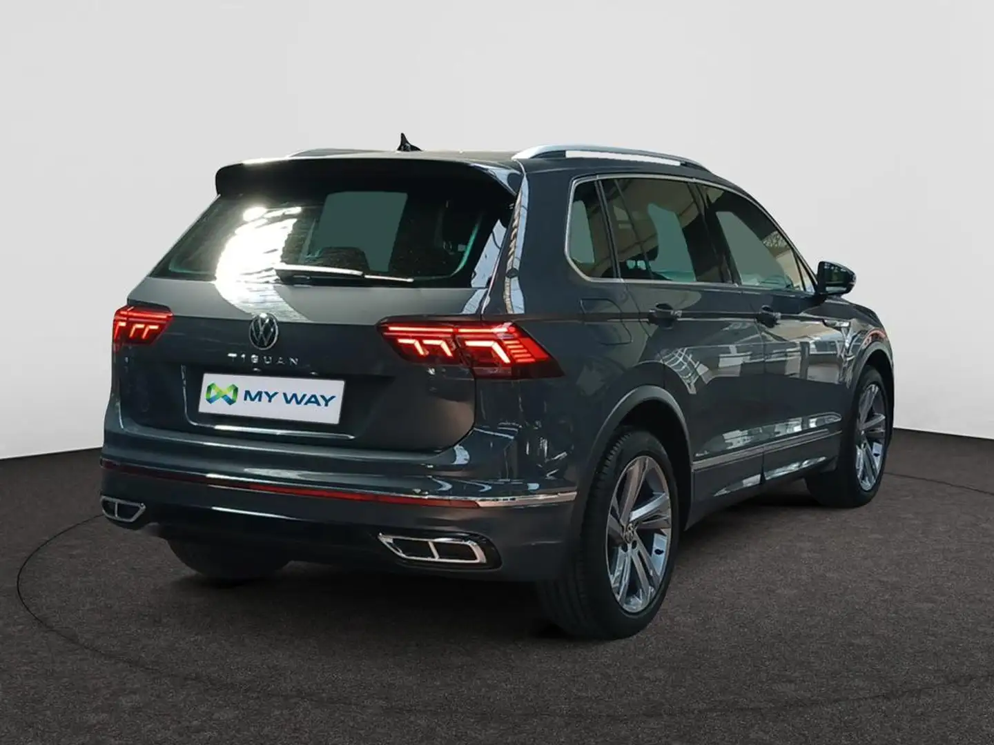 Volkswagen Tiguan Tiguan R-Line Business Premium 1.5 TSI 110 kW (150 Szary - 2