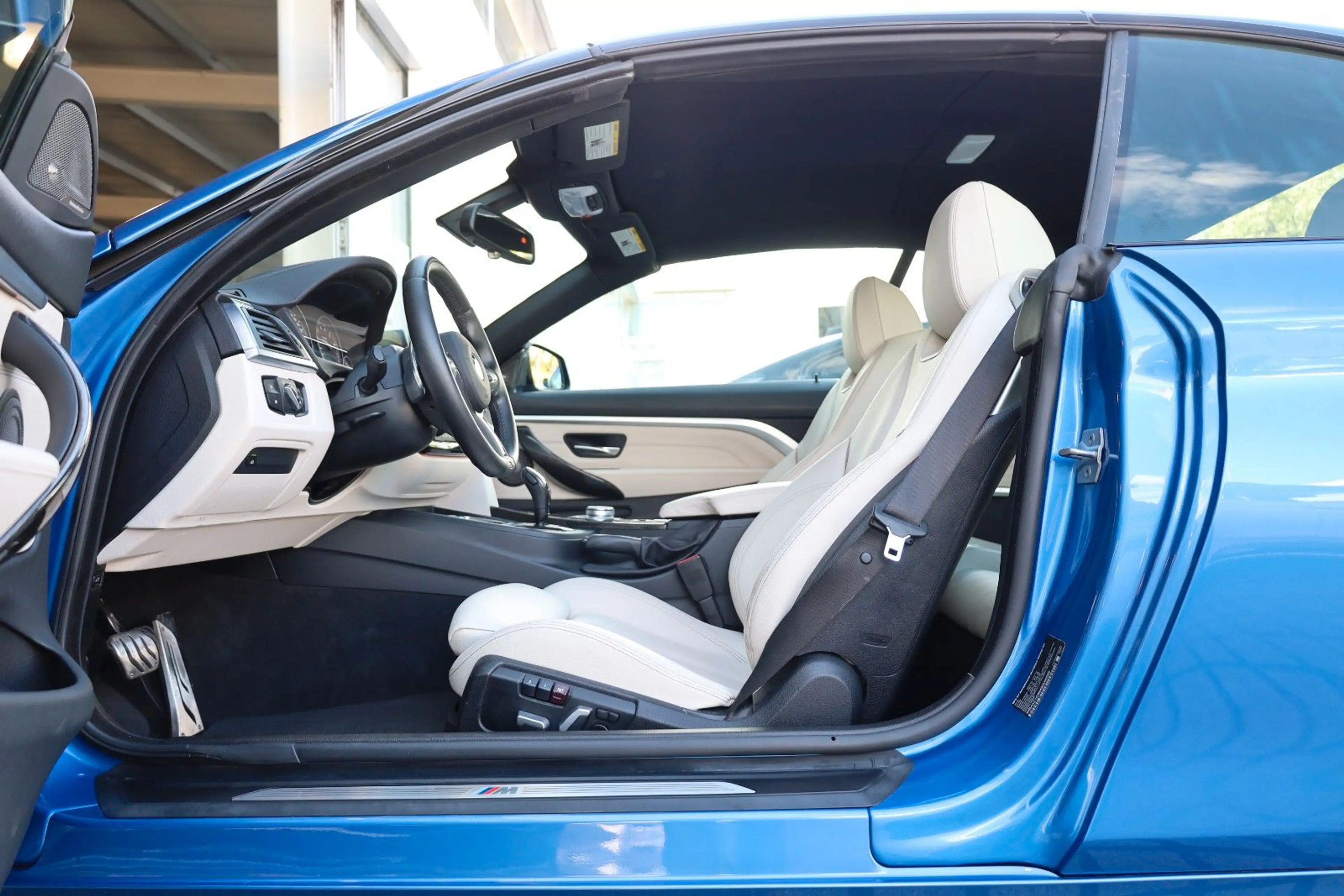 BMW 430 i Cabrio/M/SHZ/HUD/APPLE/TOTW/HK/RFK/PDC/R20 — photo 8