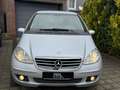 Mercedes-Benz A 180 A 180 CDI AUTOMATIK Silber - thumbnail 2