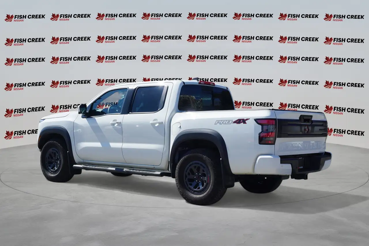Nissan Frontier снимка Nissan Frontier