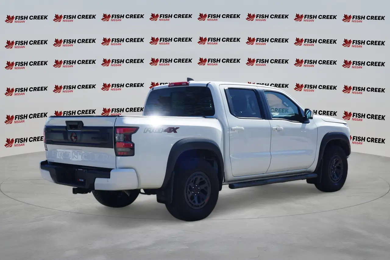 Nissan Frontier снимка Nissan Frontier