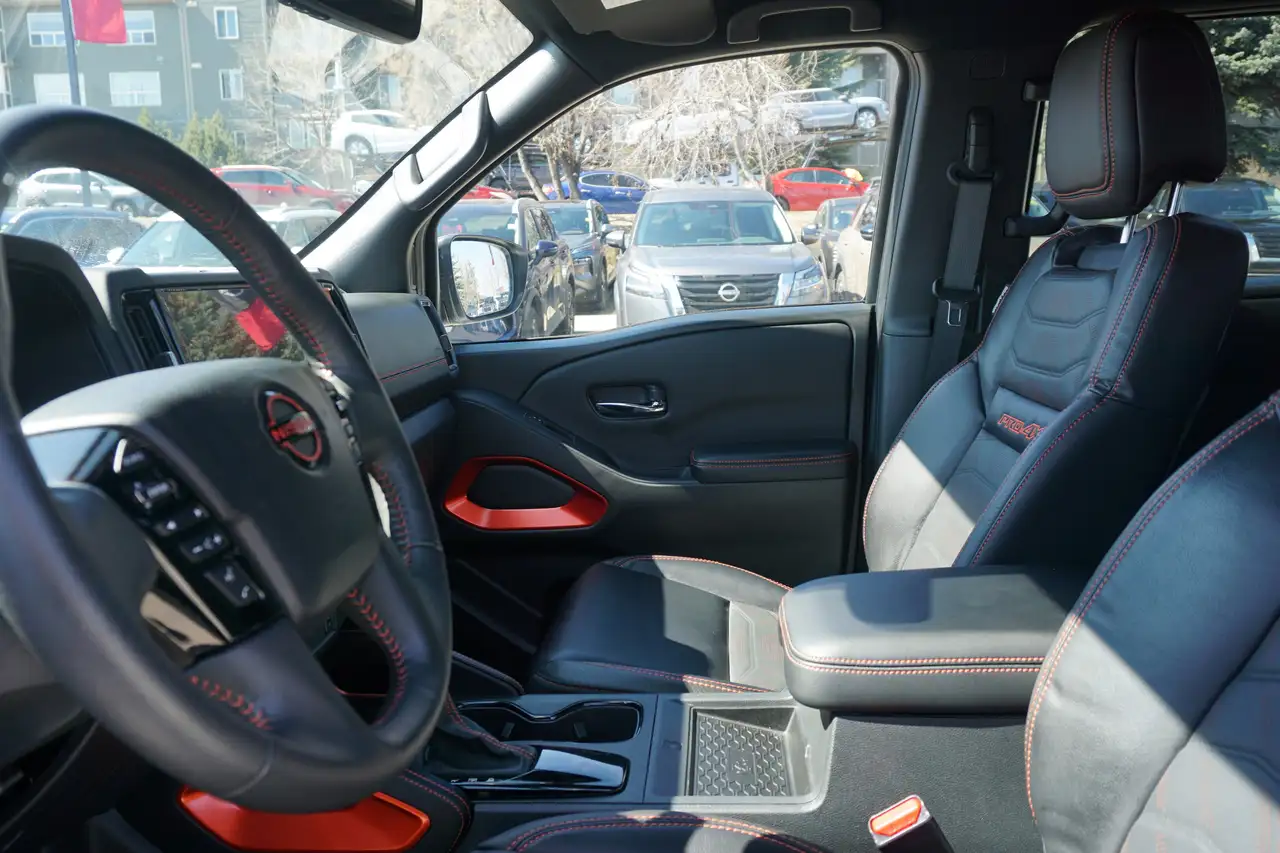 Nissan Frontier снимка Nissan Frontier