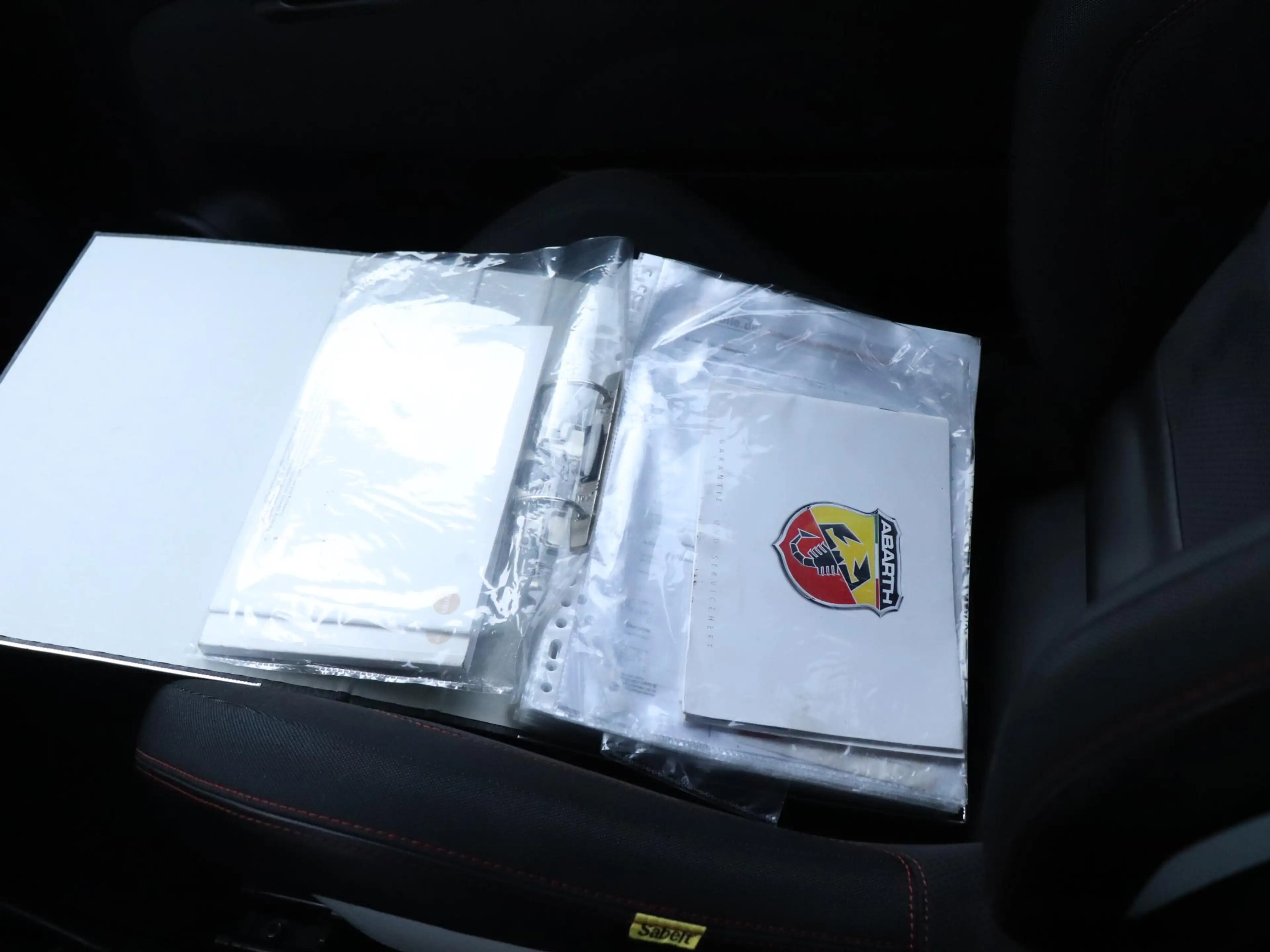 Fiat 500 Abarth 1.4-16V | 250+ PK | SPORTSTOELEN | AIRCO | G-TECH — photo 17