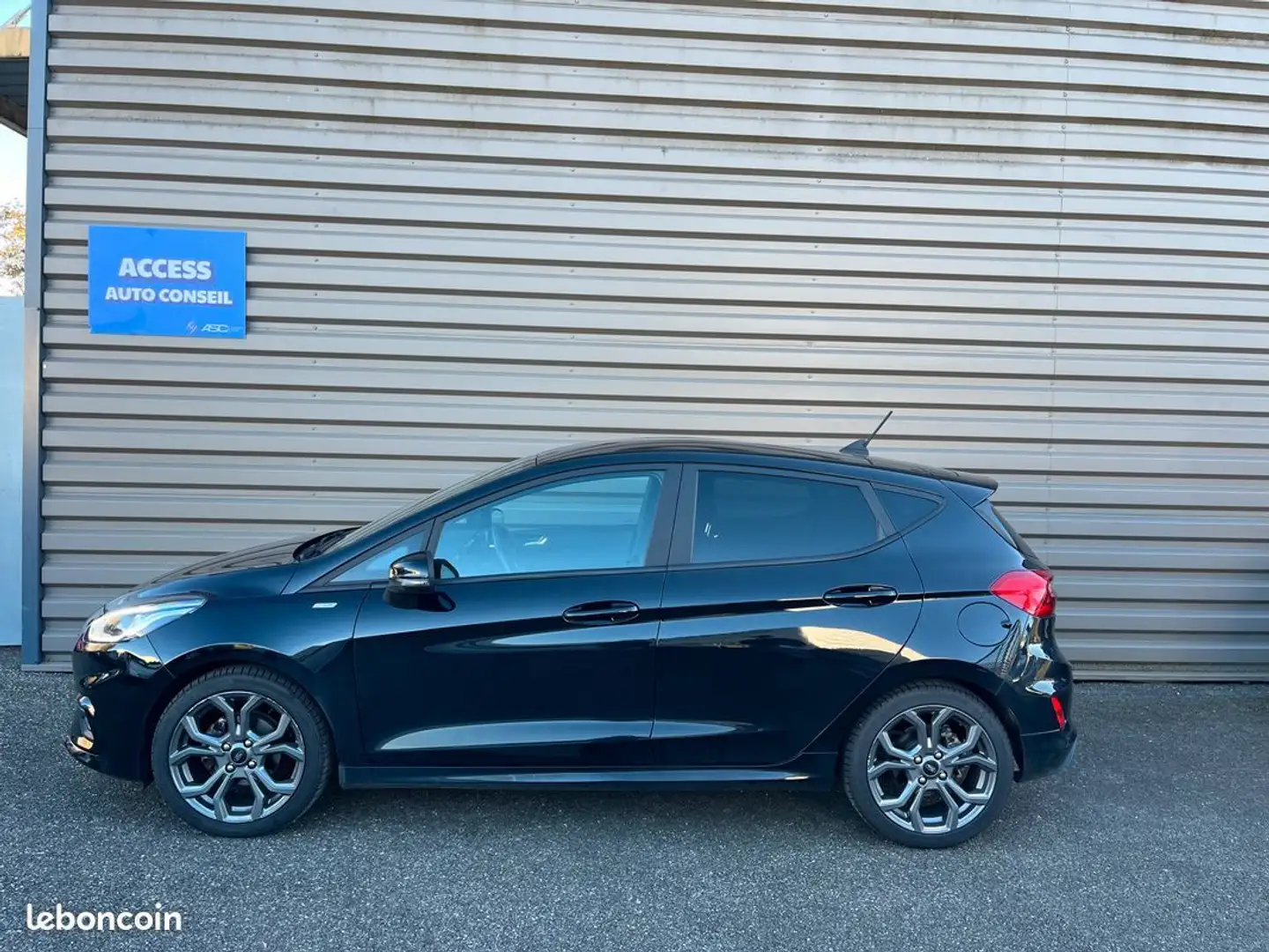 Ford Fiesta Ecoboost 100 ST Line ST-Line Suivi a jour, GARANTIE Noir - 2