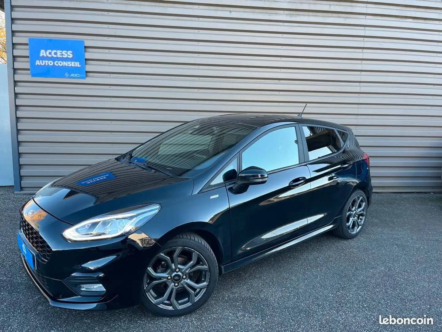 Ford Fiesta Ecoboost 100 ST Line ST-Line Suivi a jour, GARANTIE Noir - 1
