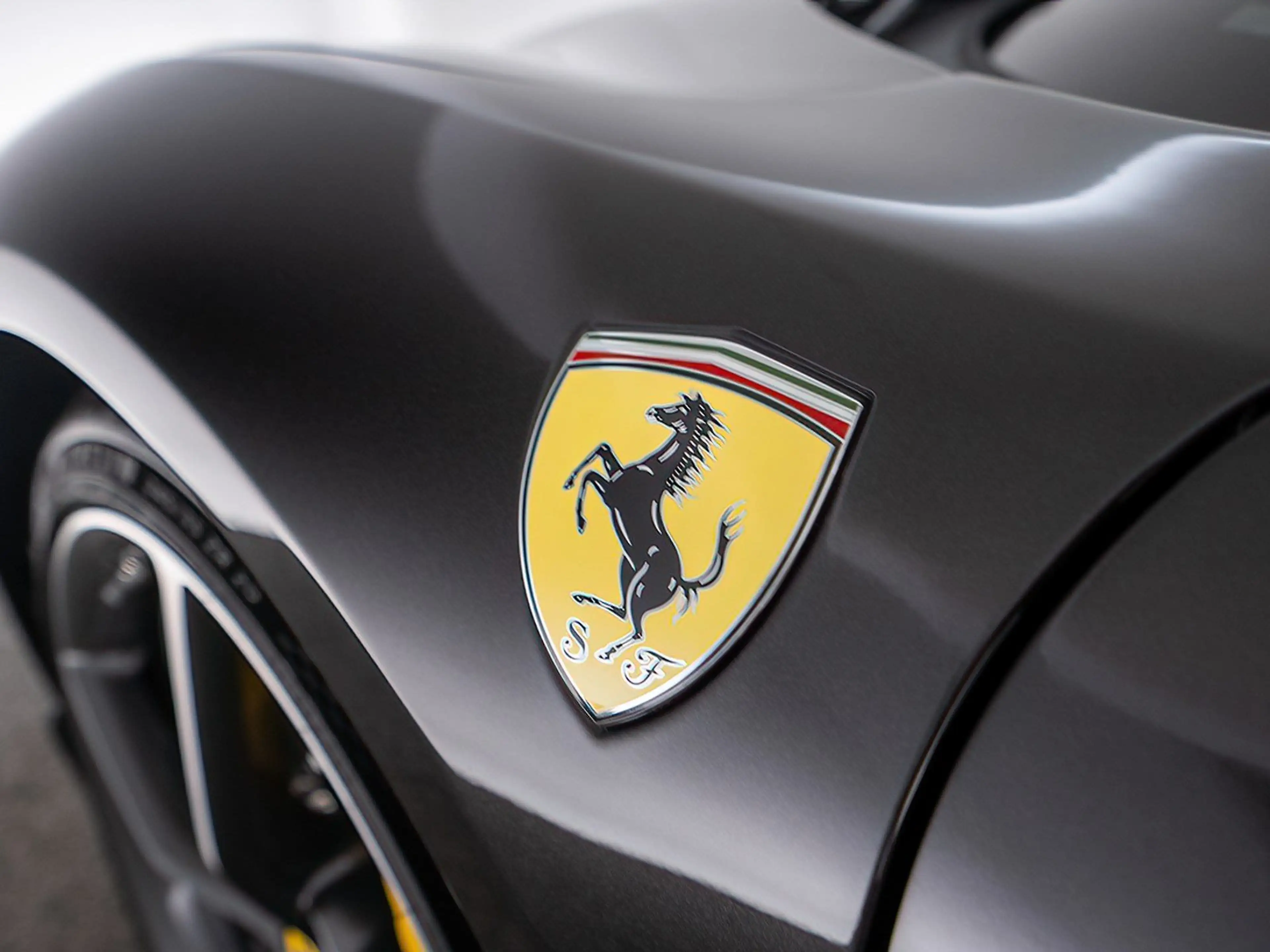 Ferrari 296 GTS — photo 13