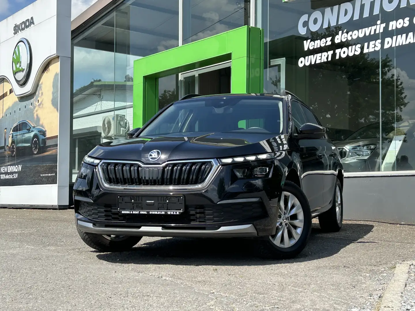 Skoda Kamiq 1.0TSI CarPlay•Navigation•Cruise•LaneAssist Zwart - 1