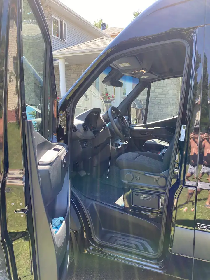 Mercedes-Benz Sprinter снимка Mercedes-Benz Sprinter