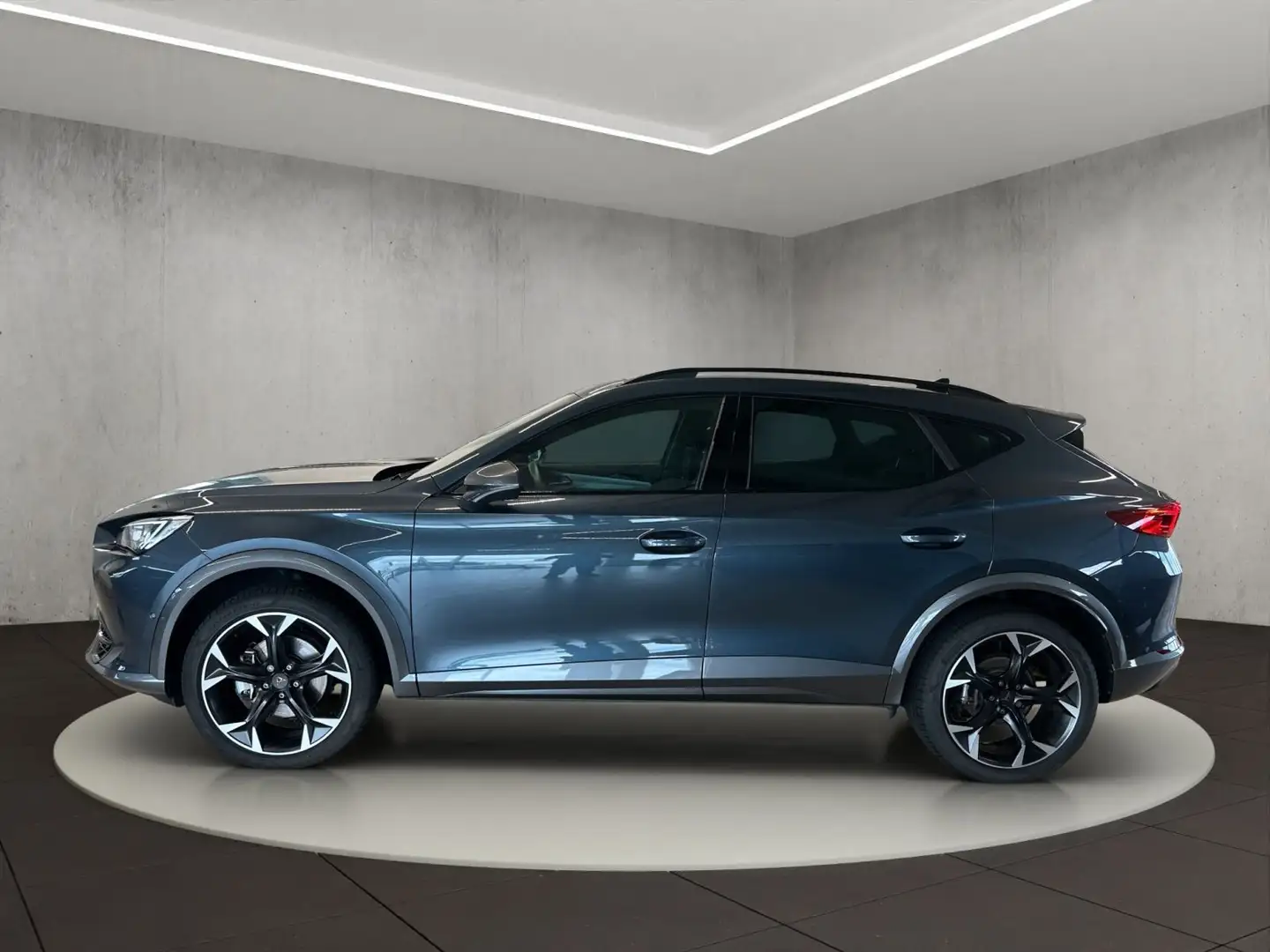 CUPRA Formentor 1.5 TSI Basis 110 kW (150 PS) 6-Gang-S Grijs - 2