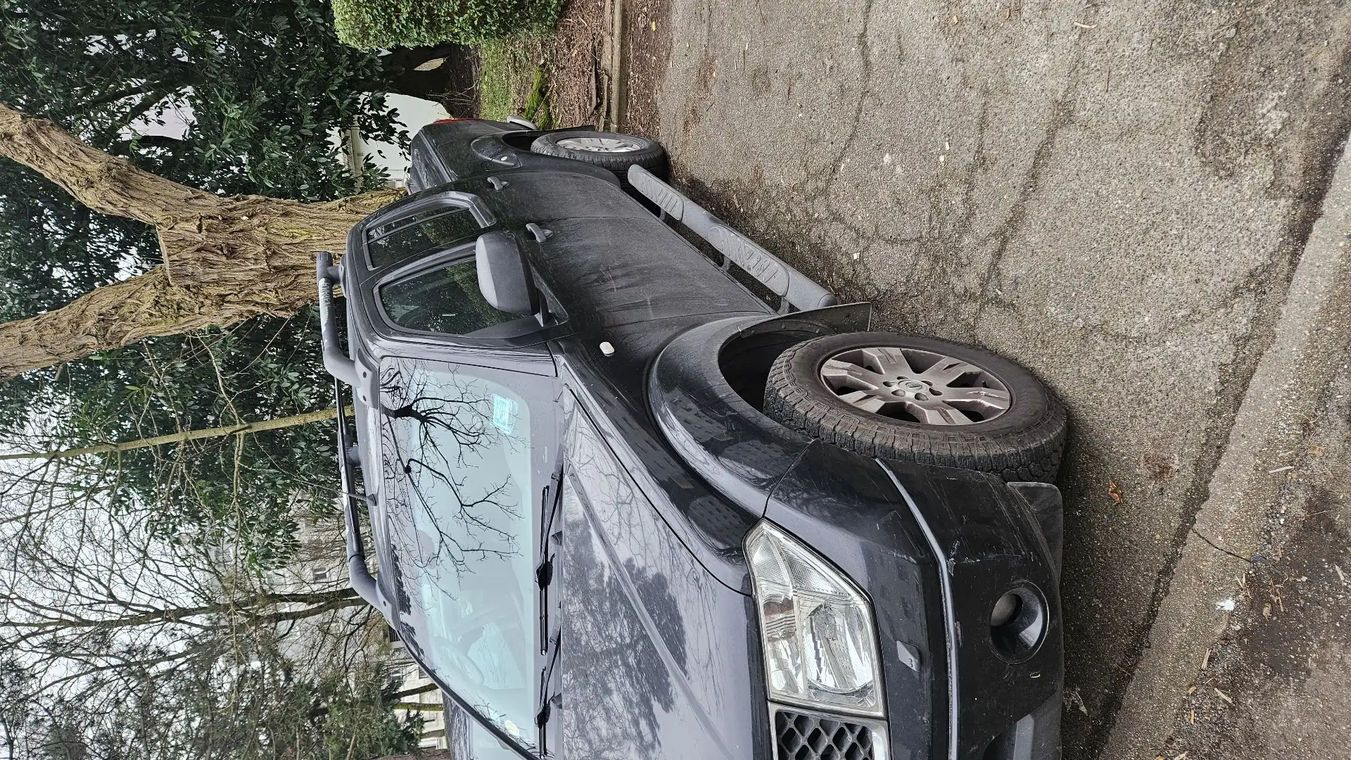 Nissan Navara 2.5 dCi 174 ch King Cab Elégance - 2