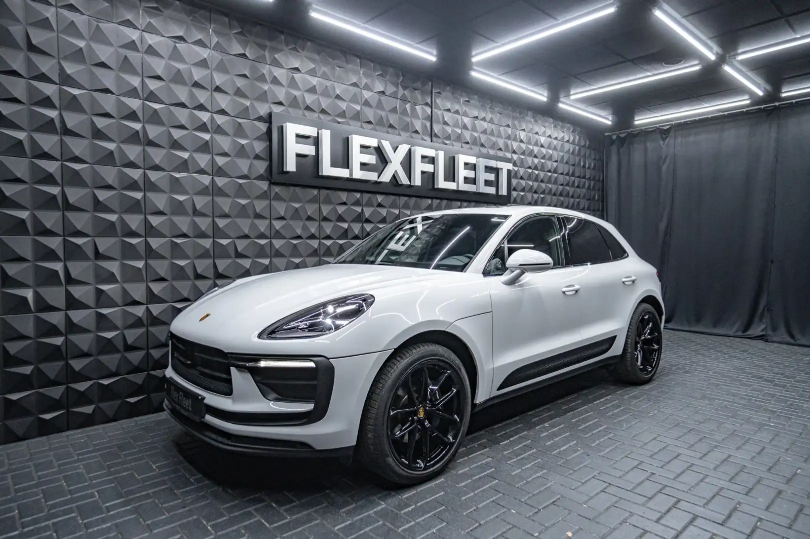 Porsche Macan Macan 2.0T PASM BOSE PANO PDSL+ Weiß - 2