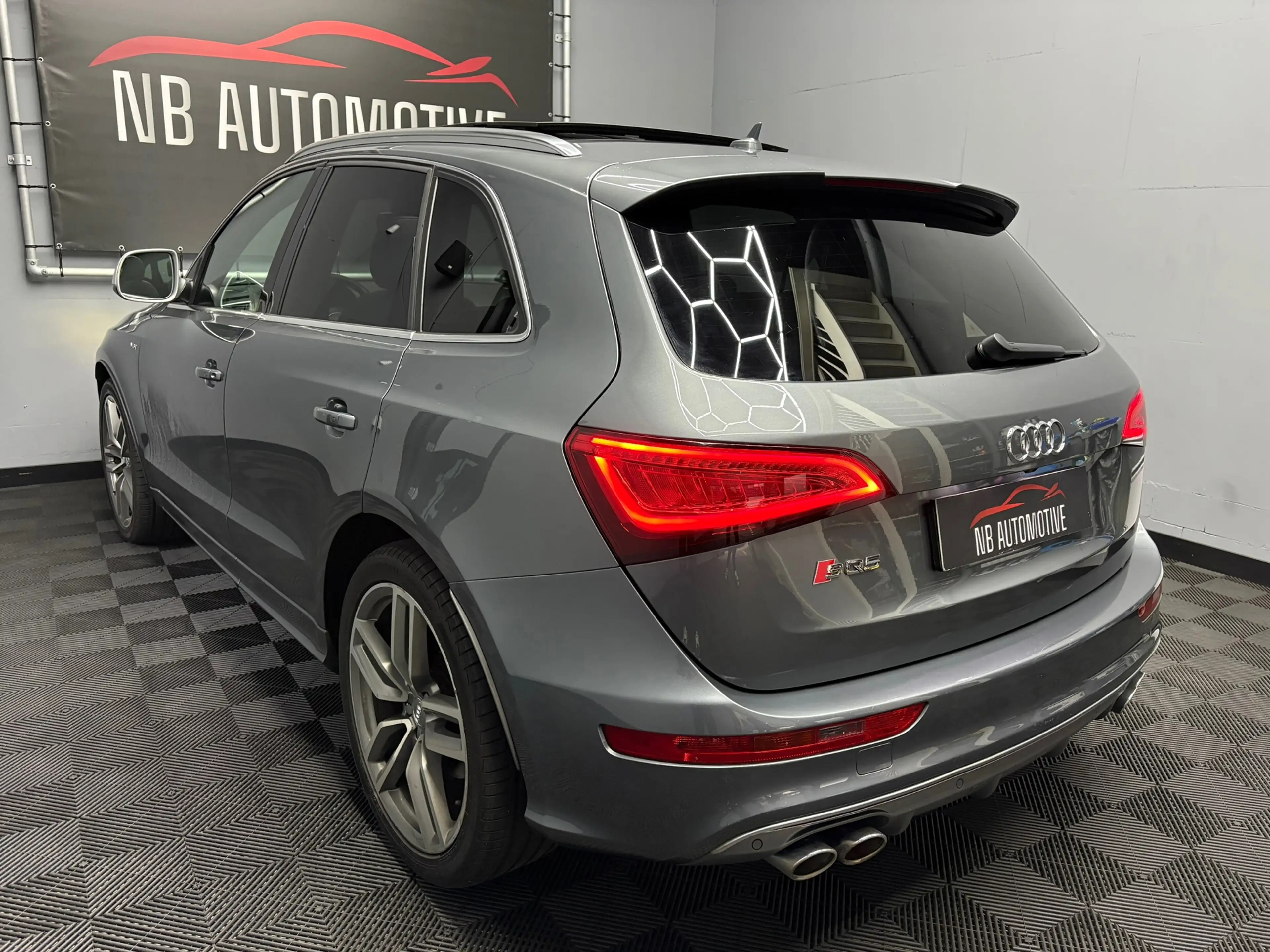 Audi SQ5 3.0 TDI Quattro S-Line — photo 4