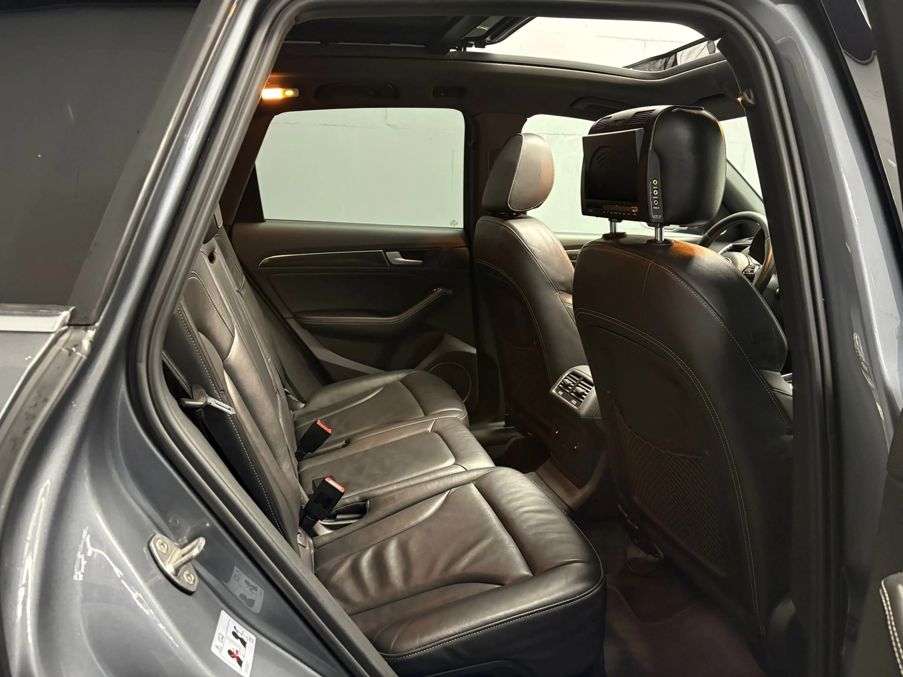 Audi SQ5 3.0 TDI Quattro S-Line — photo 12