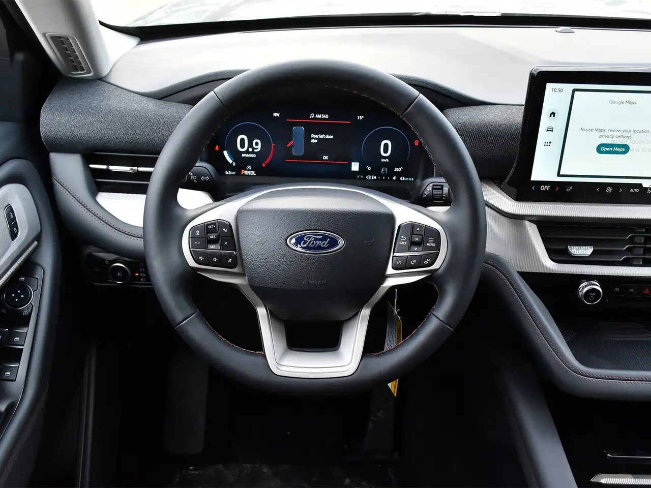 Ford Explorer снимка Ford Explorer
