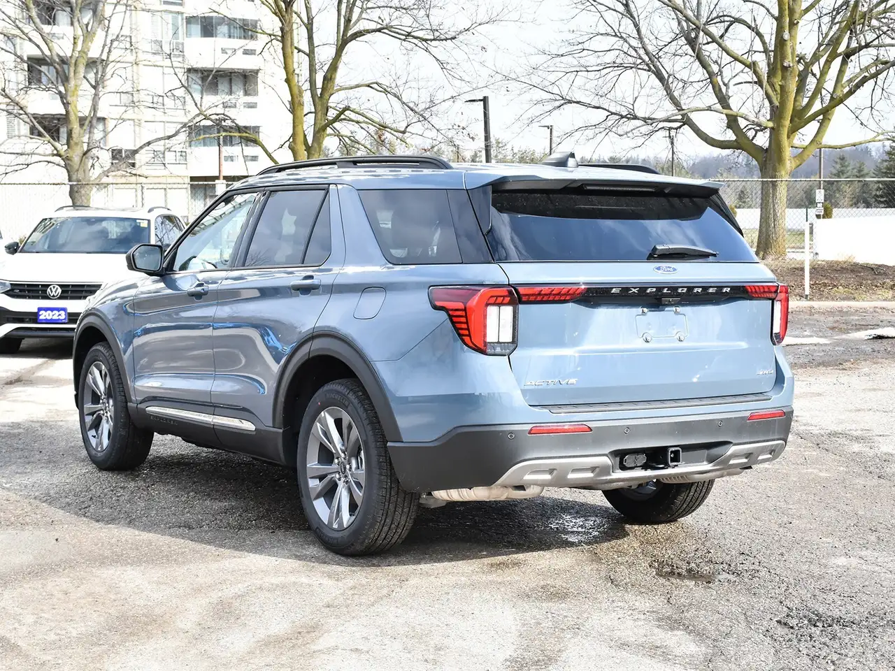 Ford Explorer снимка Ford Explorer