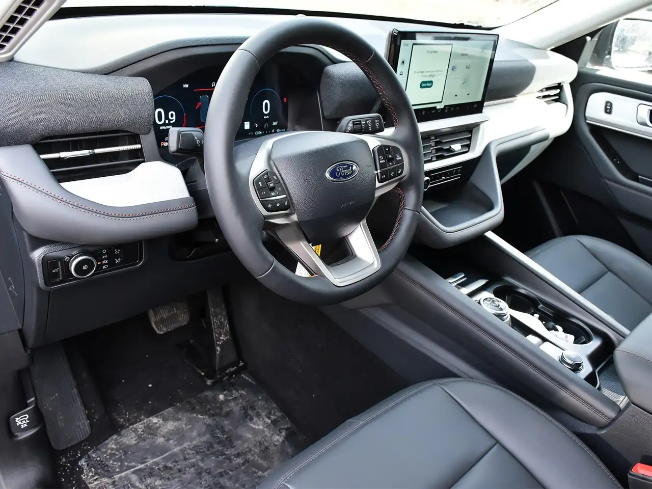 Ford Explorer снимка Ford Explorer