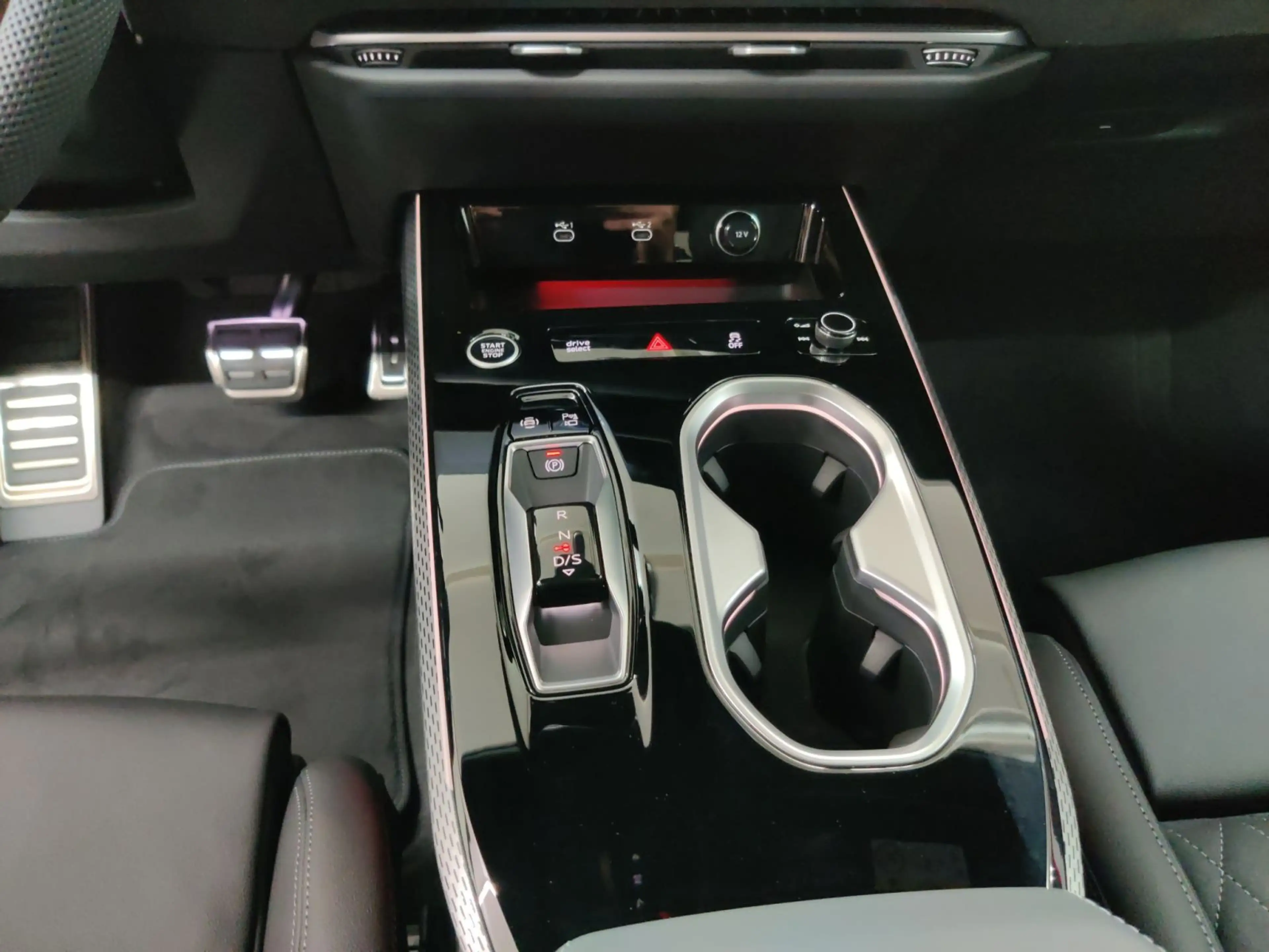 Audi A6 TDI qu. S line-Ext/S-Int/AHK/Tech plus — photo 11