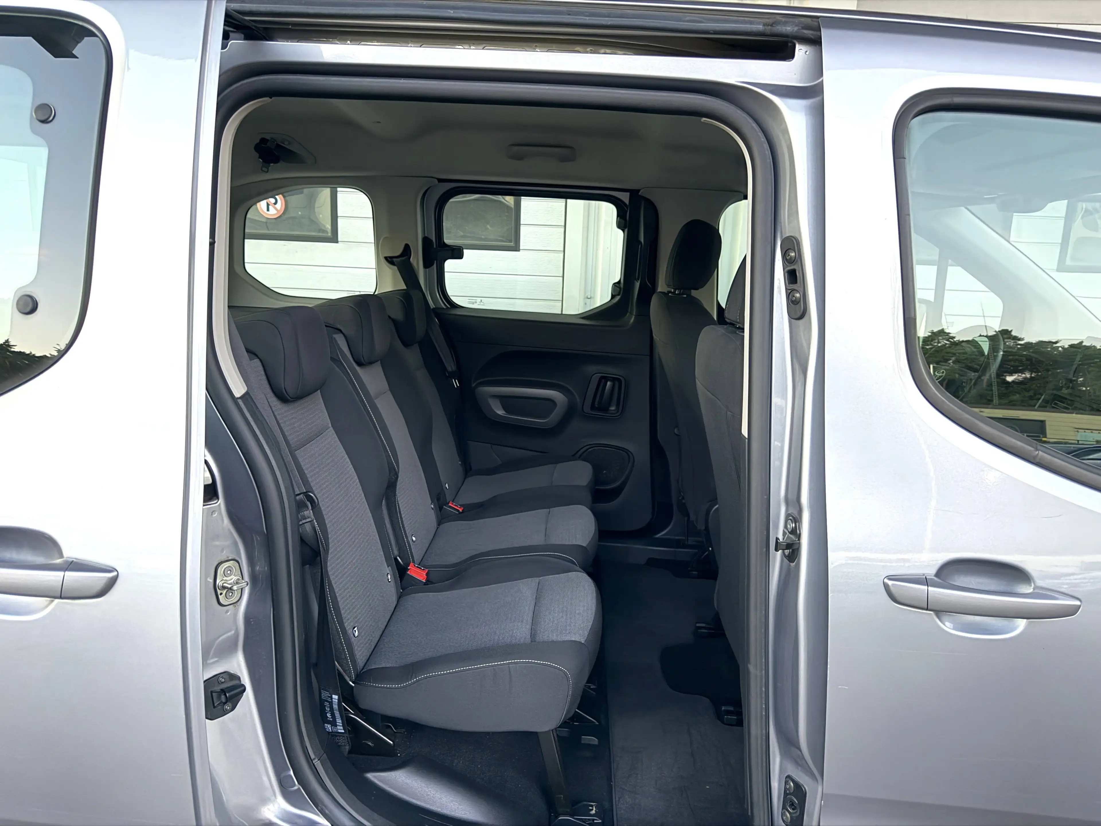 Toyota Proace City 1.2/Benzine/Carplay/Airco/Euro6d/4Jaar Garantie/ — photo 15