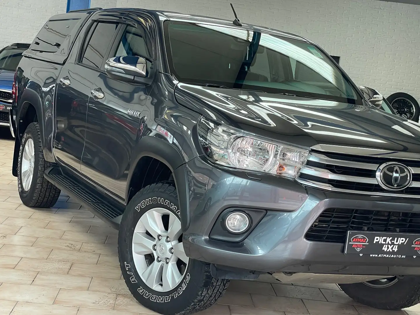 Toyota Hilux 2.4 D-4D 4WD / GARANTIE TOYOTA 2030 / TVA 21% Gris - 2