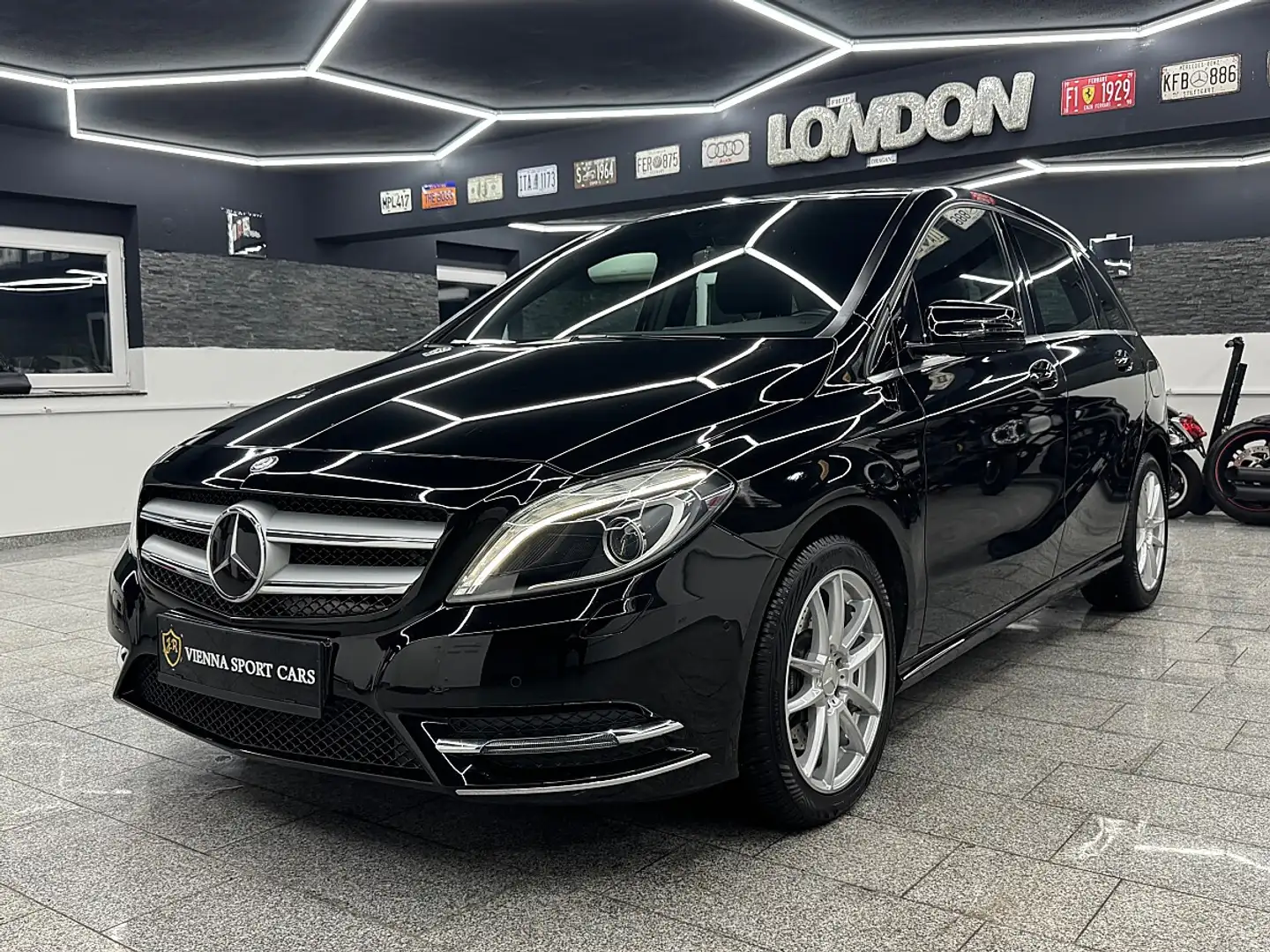 Mercedes-Benz B 220 CDI BlueEfficiency DPF Aut.*1.Besitz*Wenig-KM* Schwarz - 1