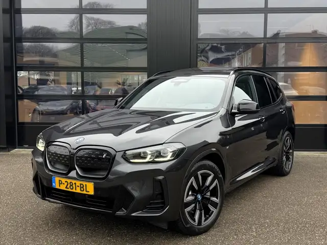 BMW iX3 M-Sport Shadowline 80 kWh Pano 95%SOH Facelift LCI
