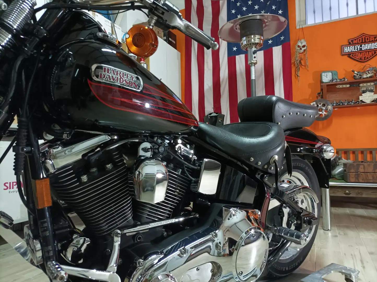 Harley-Davidson Bad Boy Червоний - 1